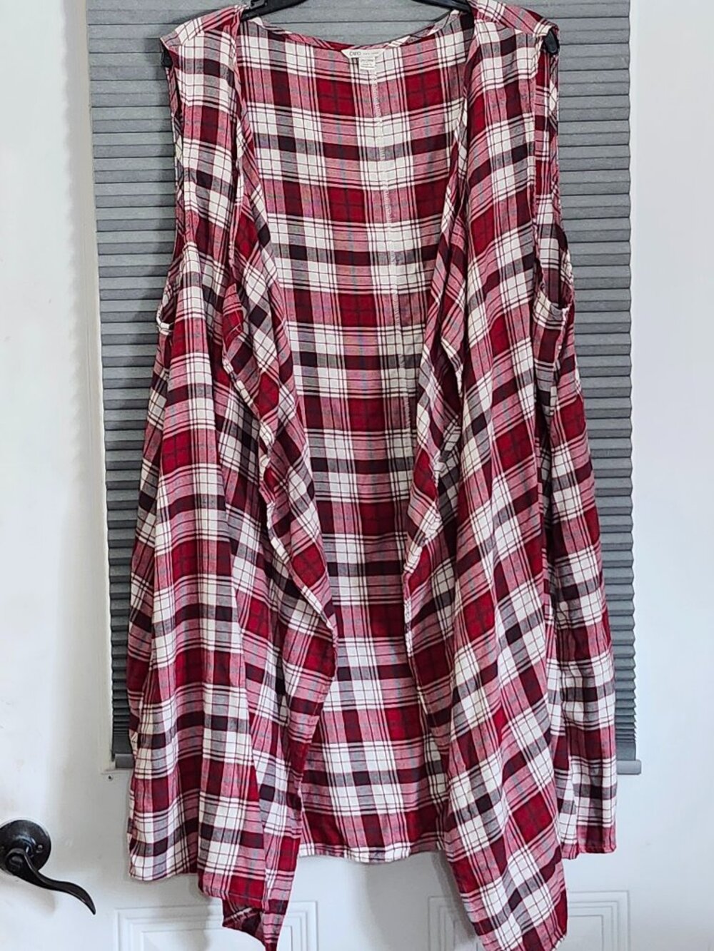Cato womans open front plaid cardigan size 26/28W